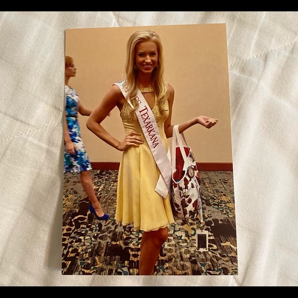 Flirty yellow Nadine cocktail dress fully beaded bodice with 3 spaghetti straps - Picture 9 of 14